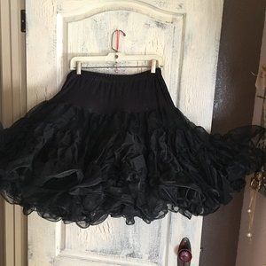 Super Poofy Crinoline/Tutu Sz L